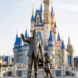 Meet your Posher, Shopgurl73